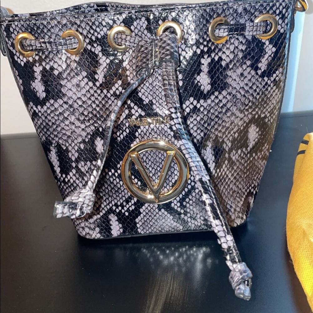 COPY - Valentino Crossbody